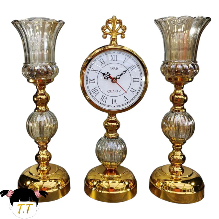 ساعت و شمعدان