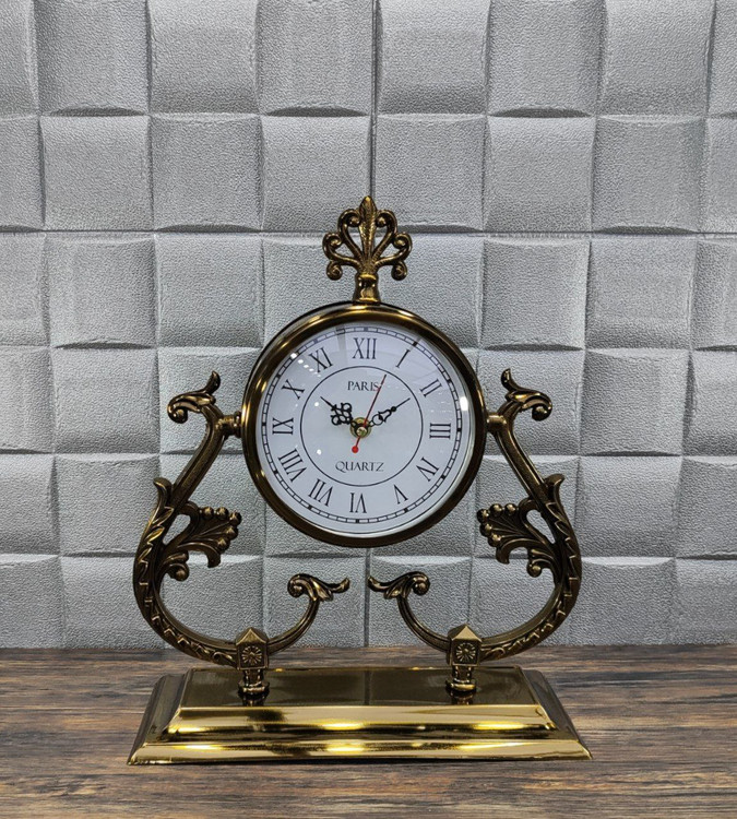 ساعت پایه دار آنتیک