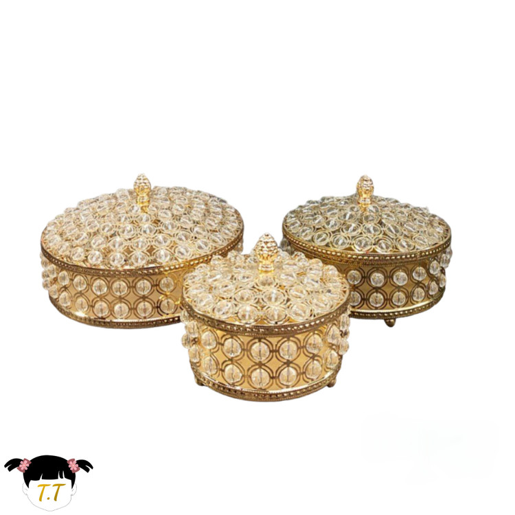 شکلات خوری طلایی