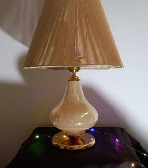 آباژور رومیزی طلایی