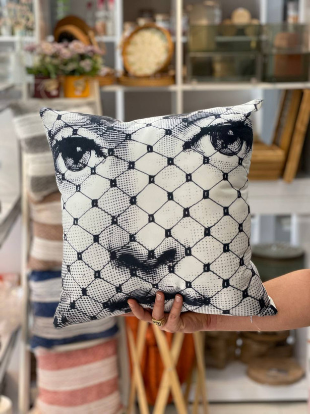 کاور کوسن مخمل