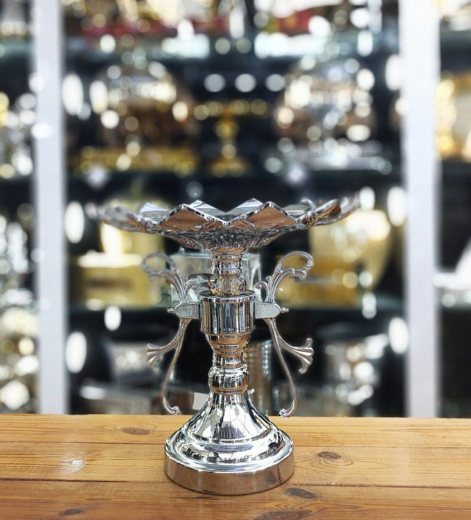 شیرینی کیک خوری