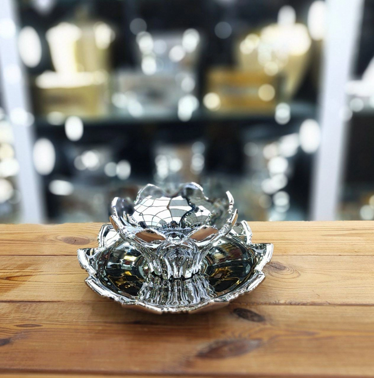 پیاله و پیش دستی