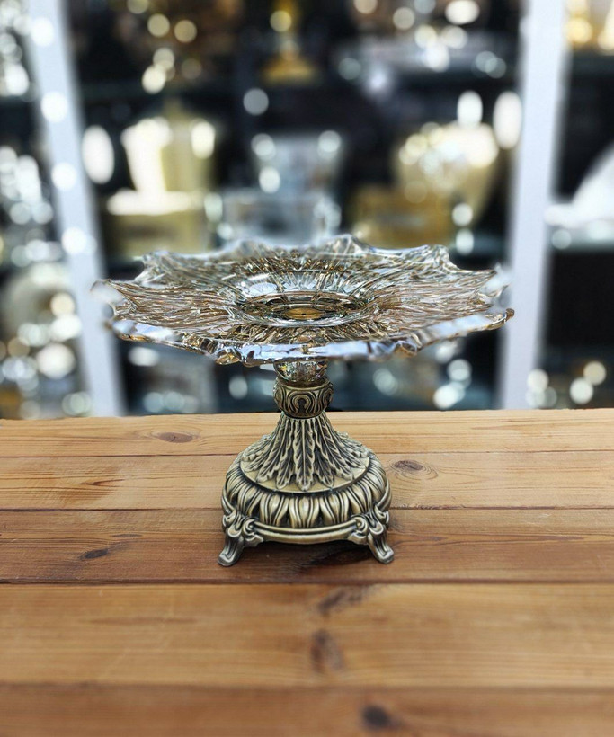 شیرینی خوری