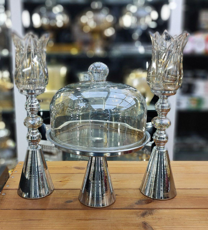 کاپ کیک دربدار و شمعدان