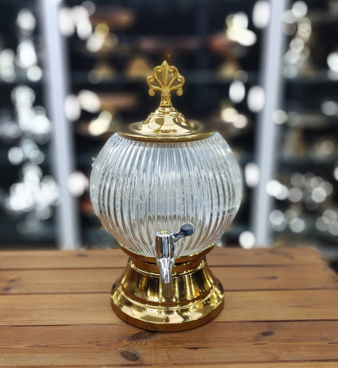 کلمن سرو نوشیدنی