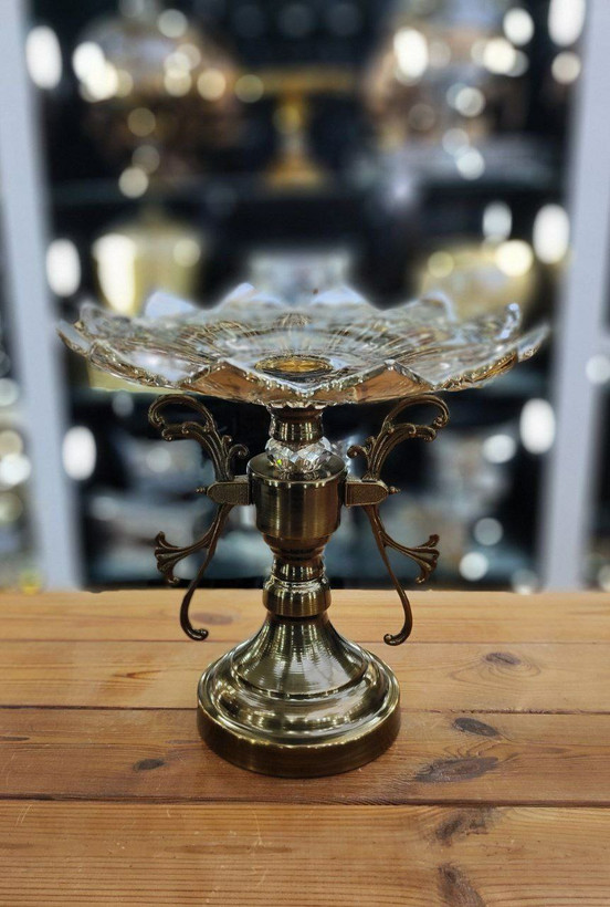 شیرینی خوری