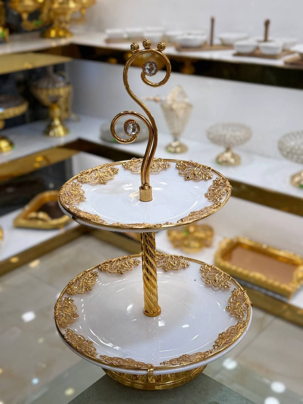 شیرینی خوری