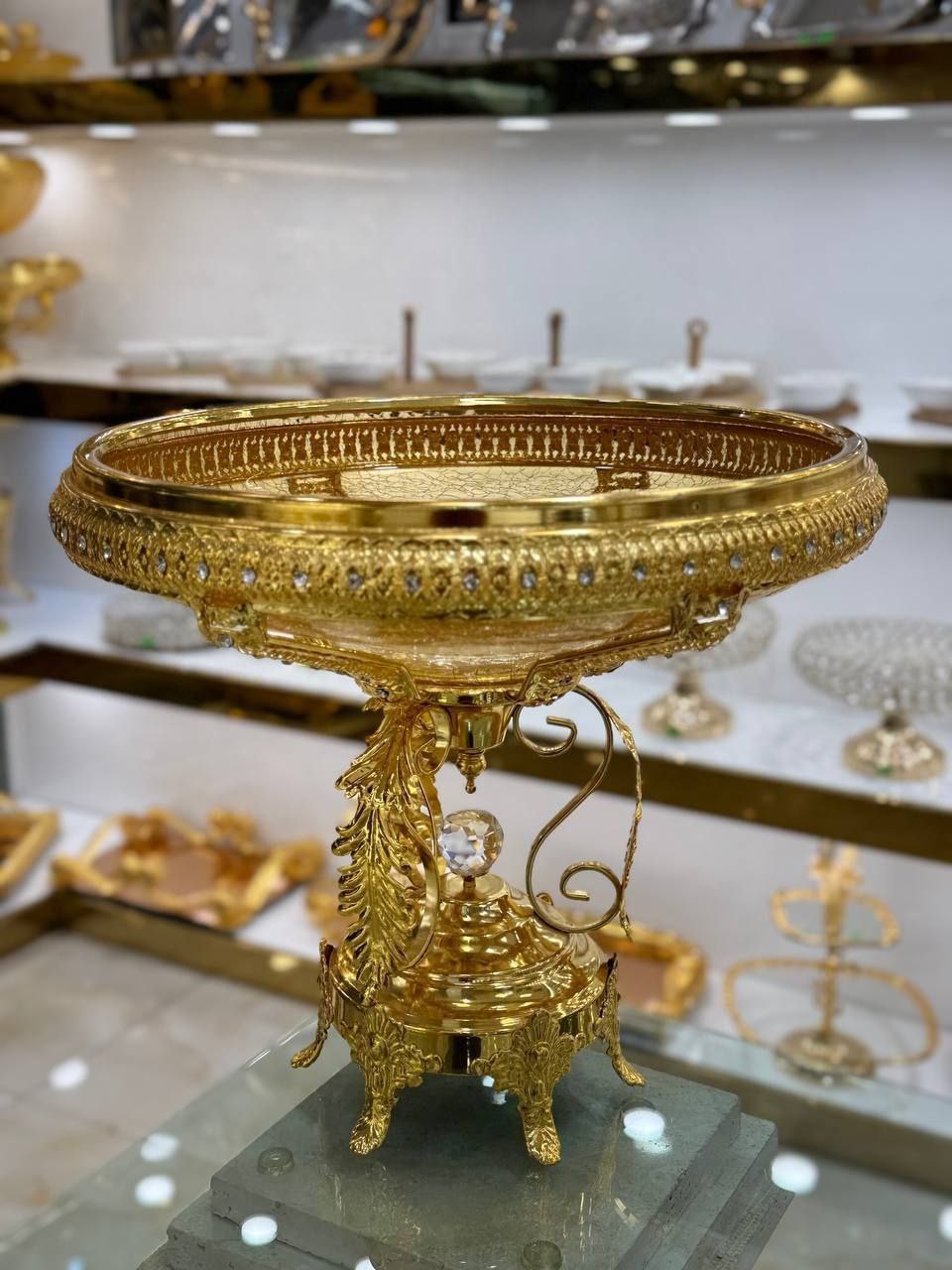 میوه خوری پایه دار