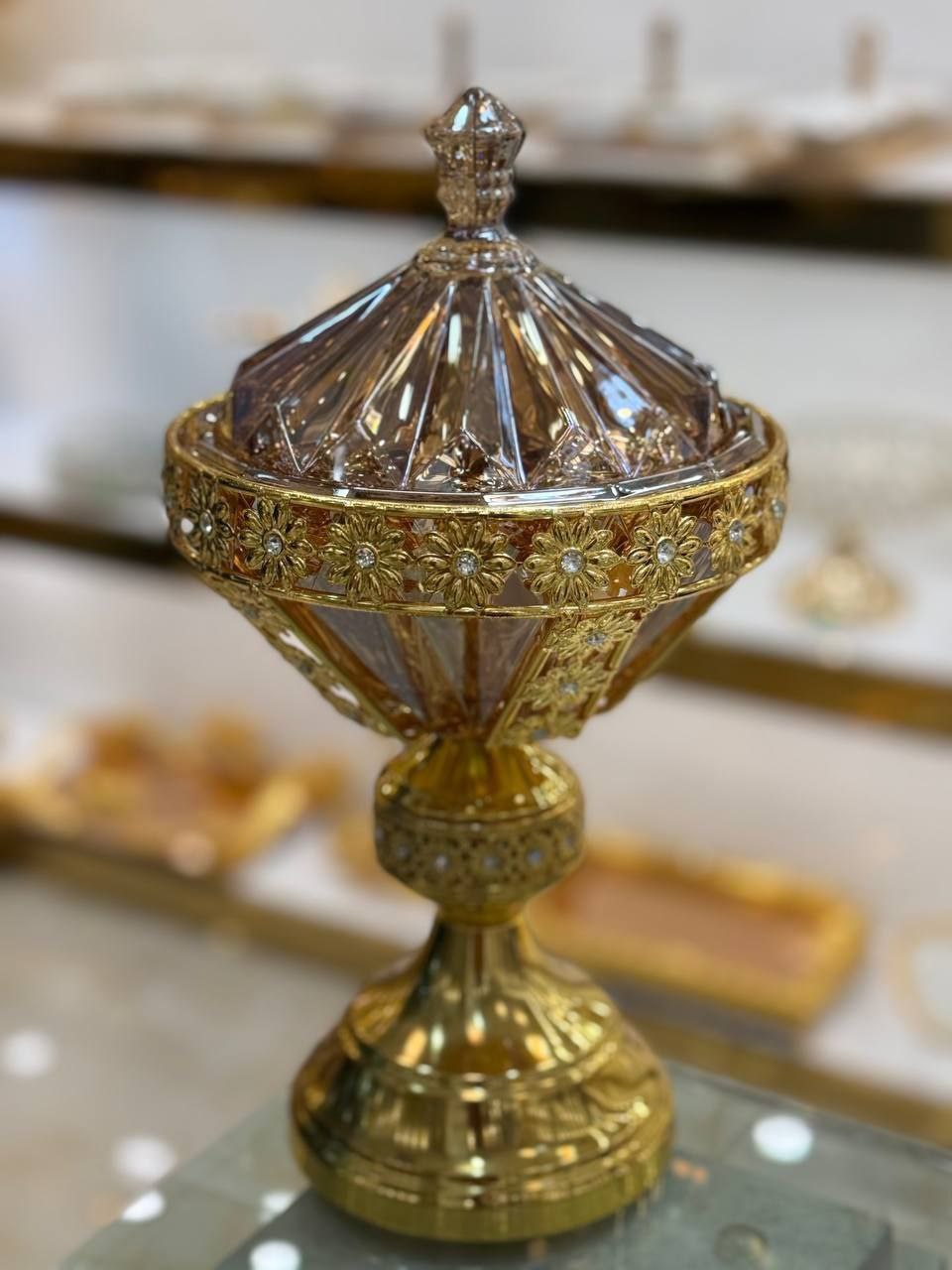 شکلات خوری پایه دار بلور رنگی