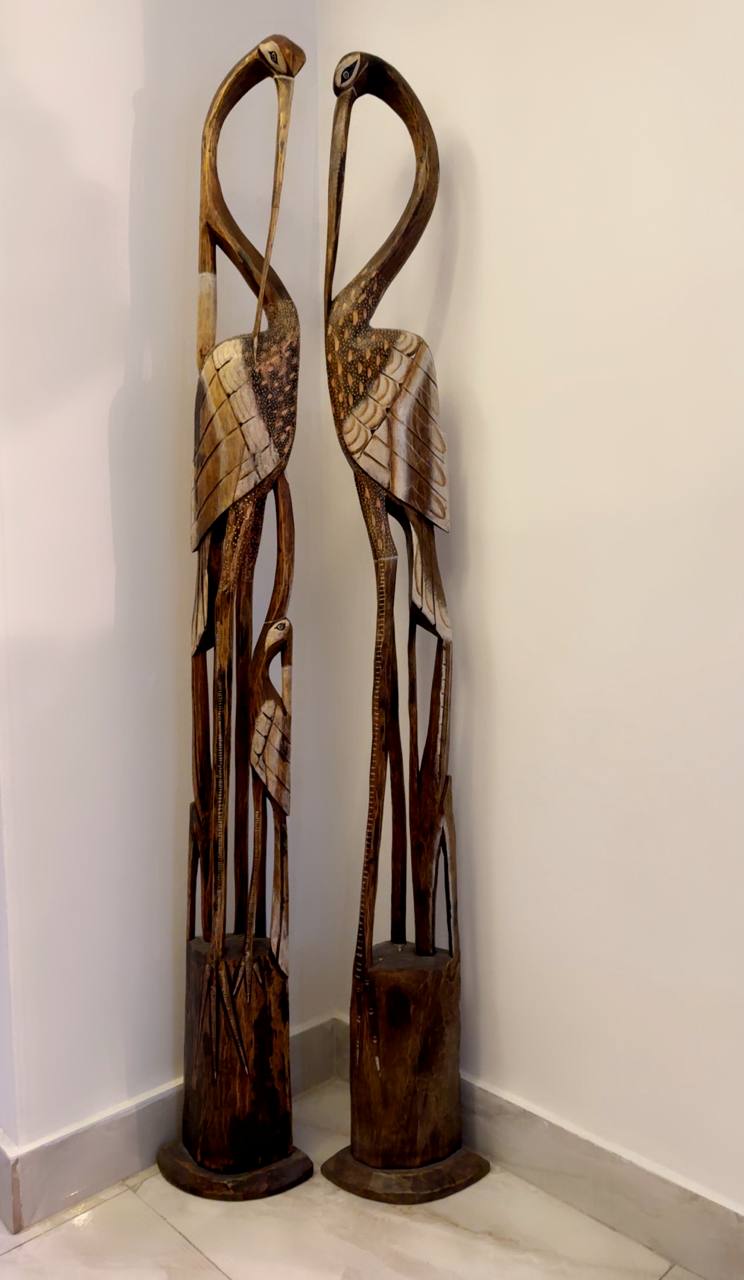مجسمه کنارسالنی