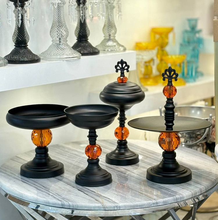 سرویس پذیرایی