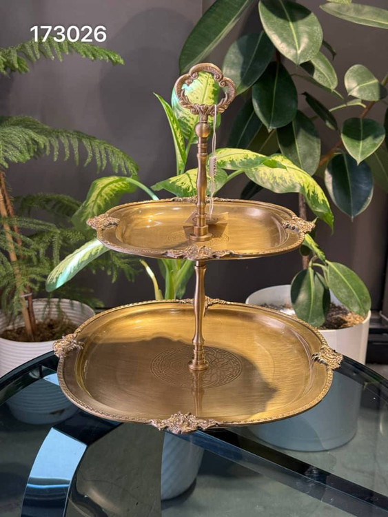 شیرینی خوری پایه دار