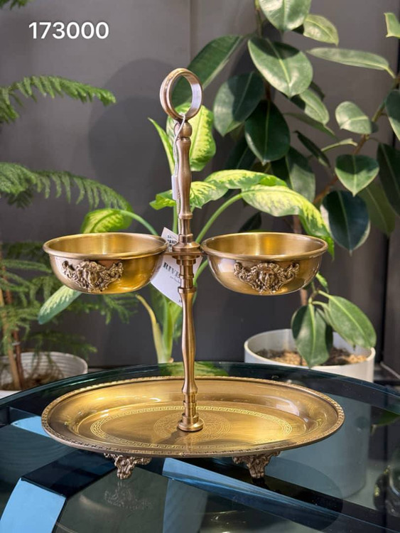 شیرینی خوری پایه دار