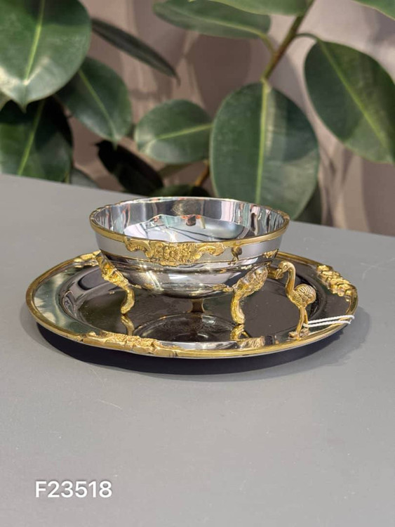 پیاله و پیش دستی