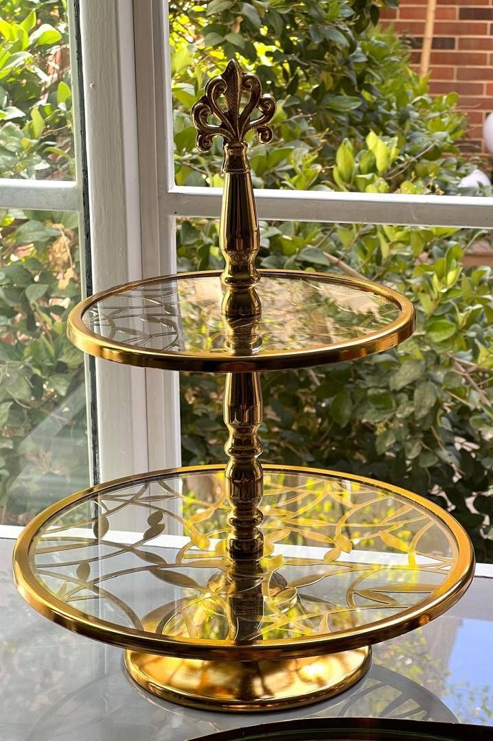 سرویس پذیرایی