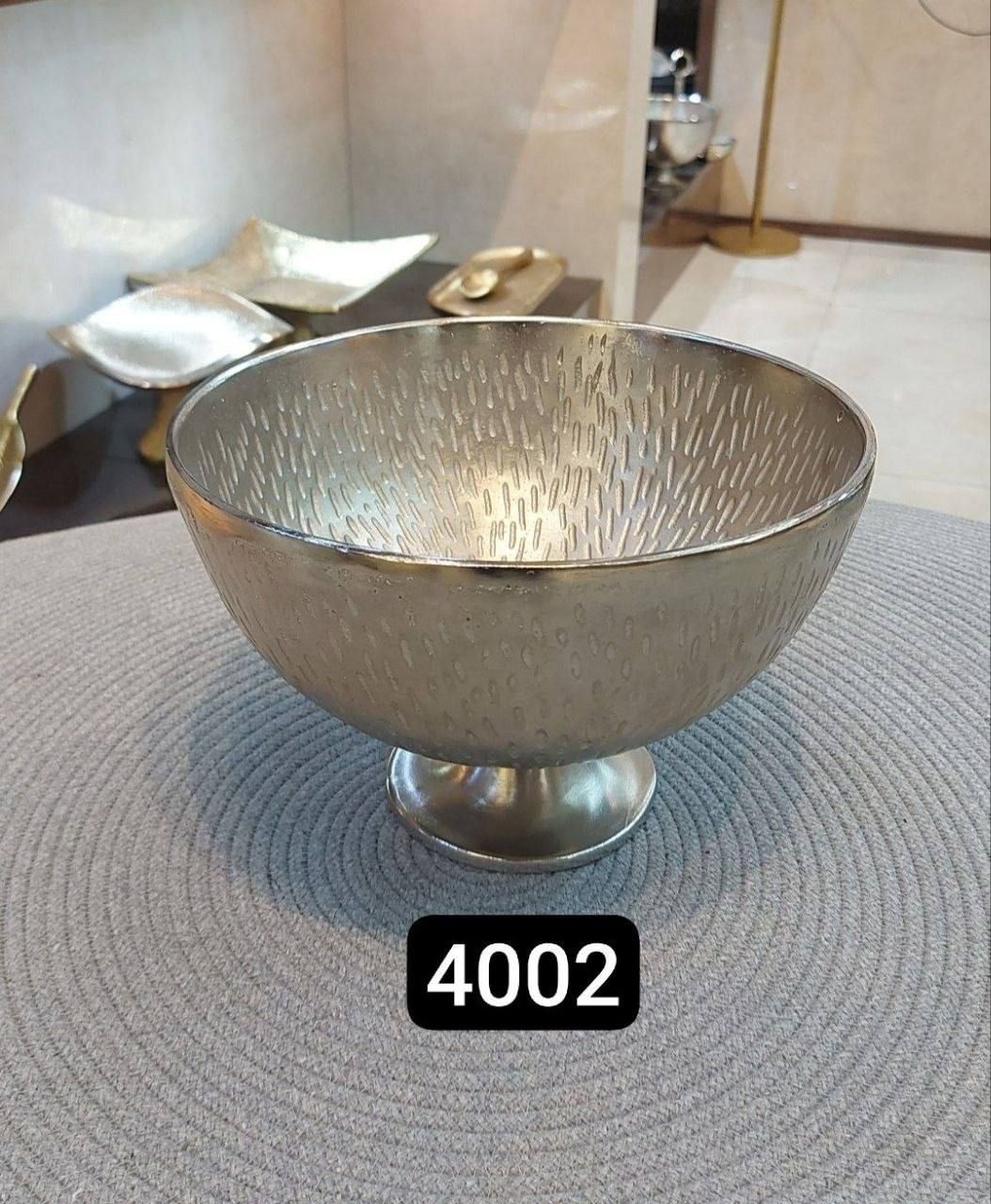 آجیل/شکلات خوری پایه دار آلمینیوم سیلور مدل اشکی کد4002