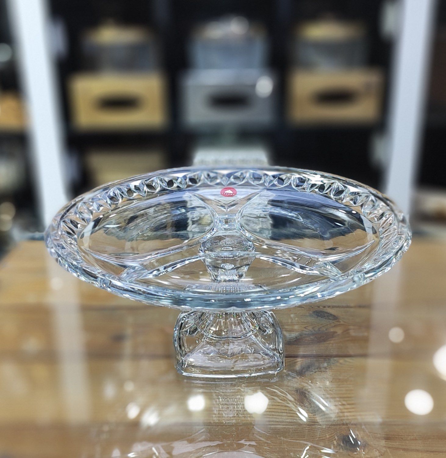 شیرینی خوری پایه دار بلور تراش خورده طرحدار مدل کاتانا کد3204