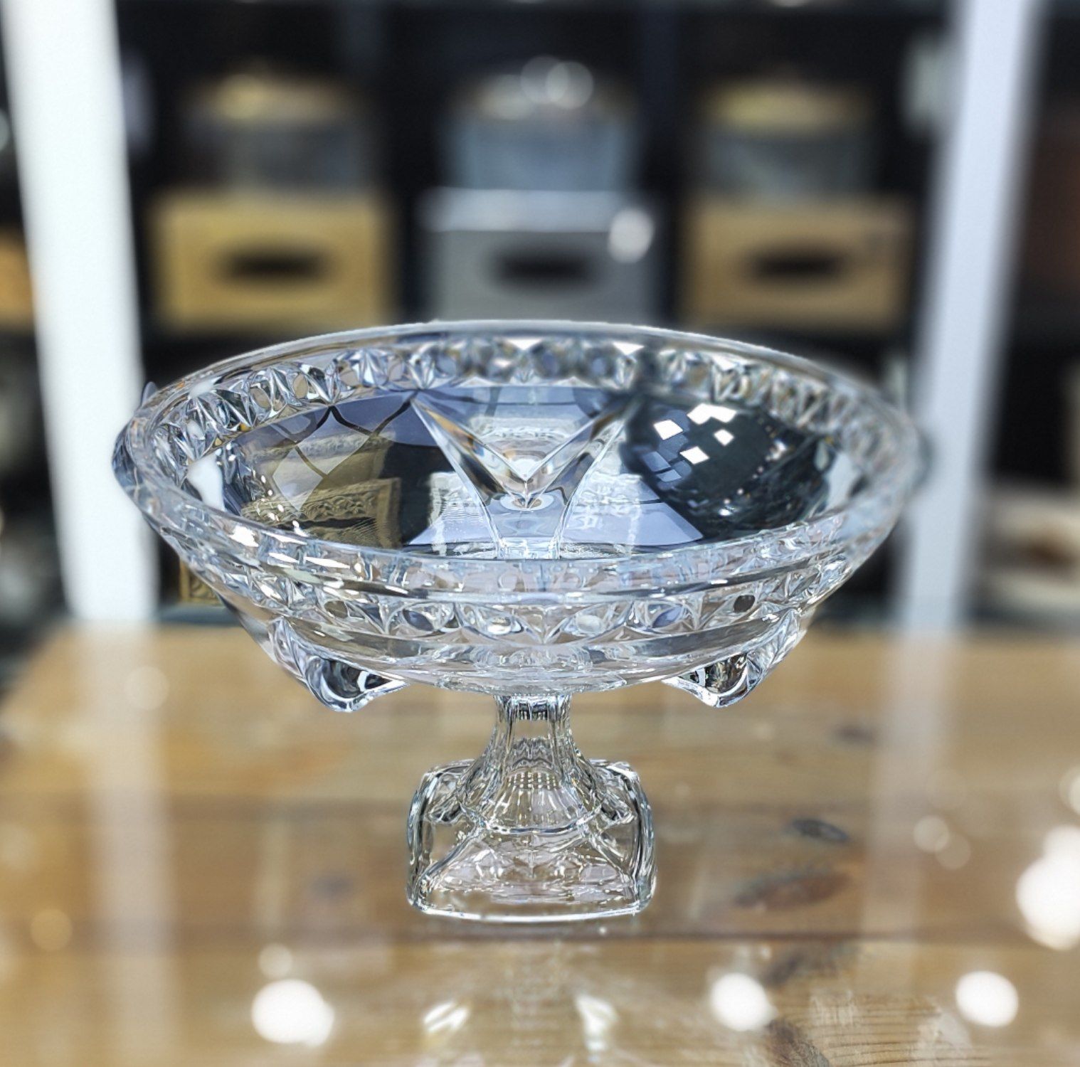 میوه خوری پایه دار بلور تراش خورده طرحدار مدل کاتانا کد3205