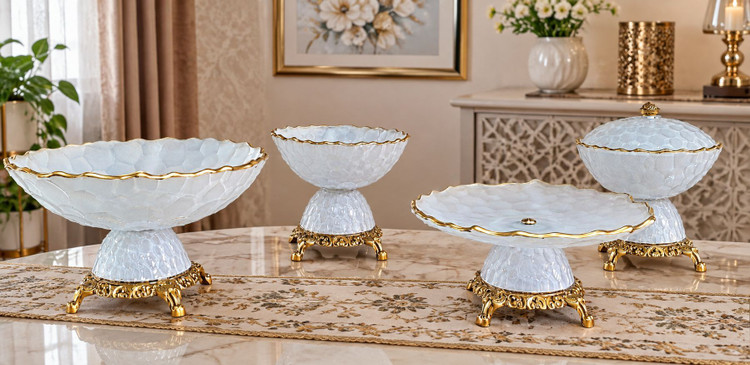 سرویس پذیرایی 4 تیکه بلور یخی طلایی طرح رویال کد3215